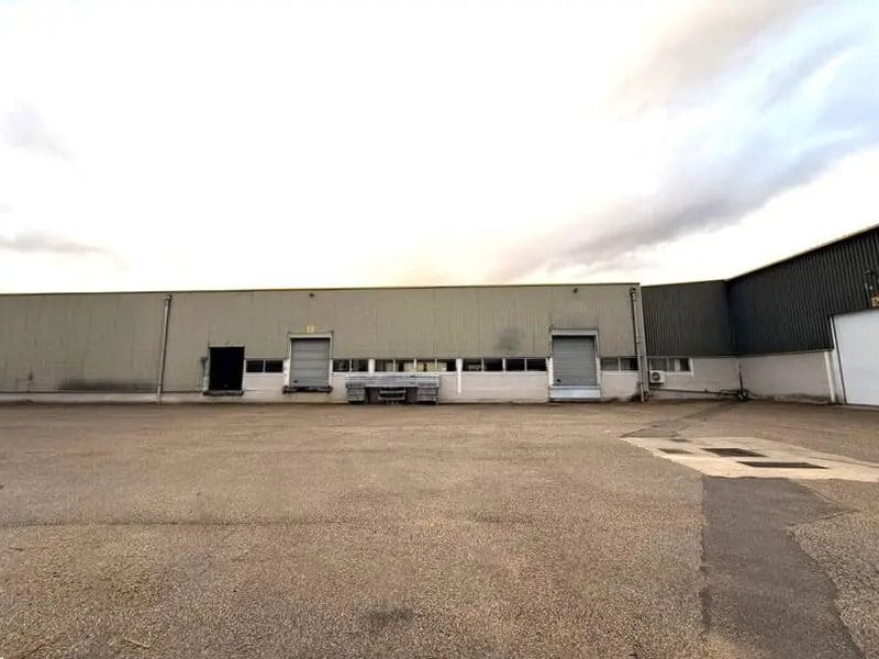 Vente Local d'activités 1 886 m² à 3 900 m² - Photo 1