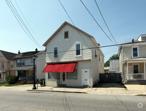 3830 34th St, Mount Rainier, MD for rent Primary Photo- Image 1 of 4