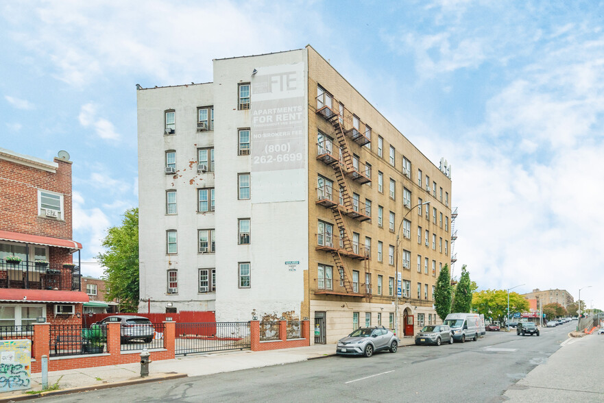 2104 Cross Bronx Expy, Bronx, NY for sale - Building Photo - Image 2 of 35