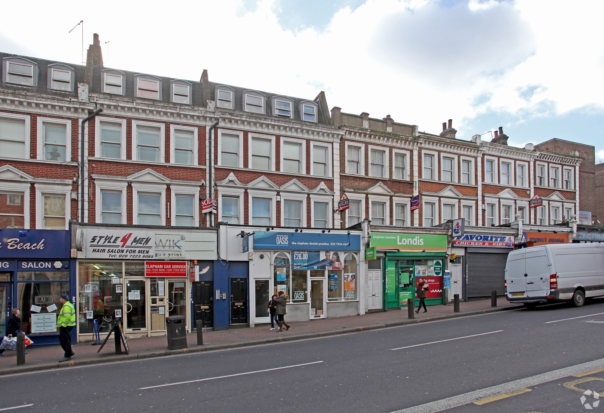 37 St Johns Hl, London for sale Primary Photo- Image 1 of 1