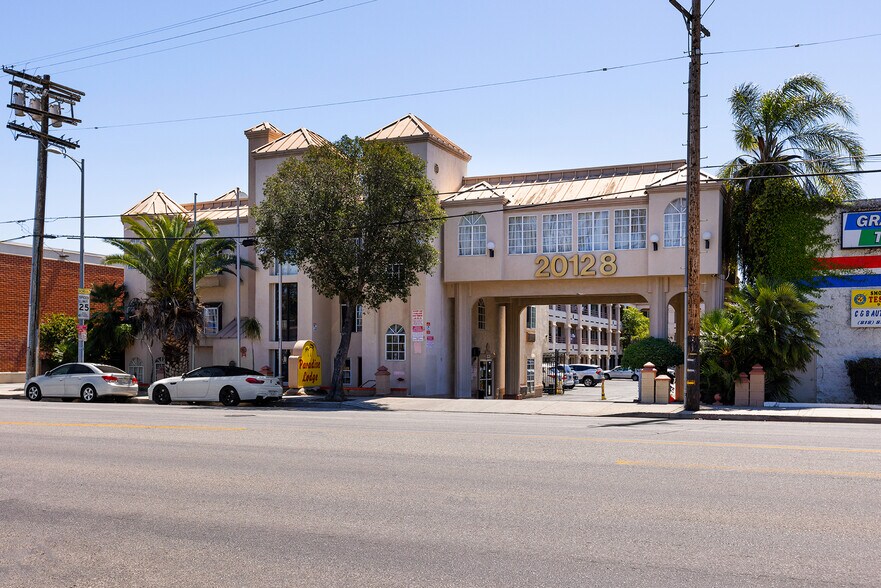 20128 Roscoe Blvd, Canoga Park, CA for sale - Building Photo - Image 1 of 18