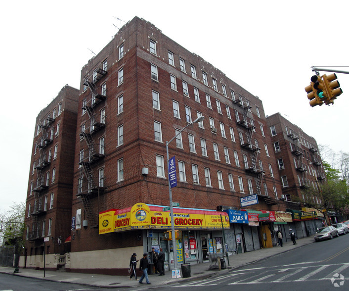 969 Ogden Ave, Bronx, NY for sale - Primary Photo - Image 1 of 1