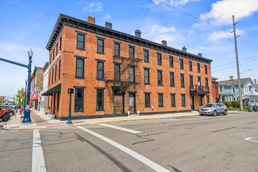 121 E Main St, Troy, OH for sale - Building Photo - Image 3 of 101