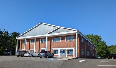 6515 Main St, Trumbull, CT for rent Building Photo- Image 1 of 2