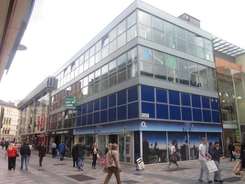 12-16 Castle Ln, Belfast to rent - Building Photo - Image 2 of 9