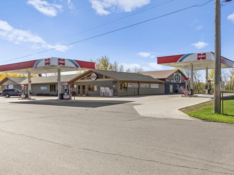 3202 HWY 11, International Falls, MN for sale - Building Photo - Image 1 of 1