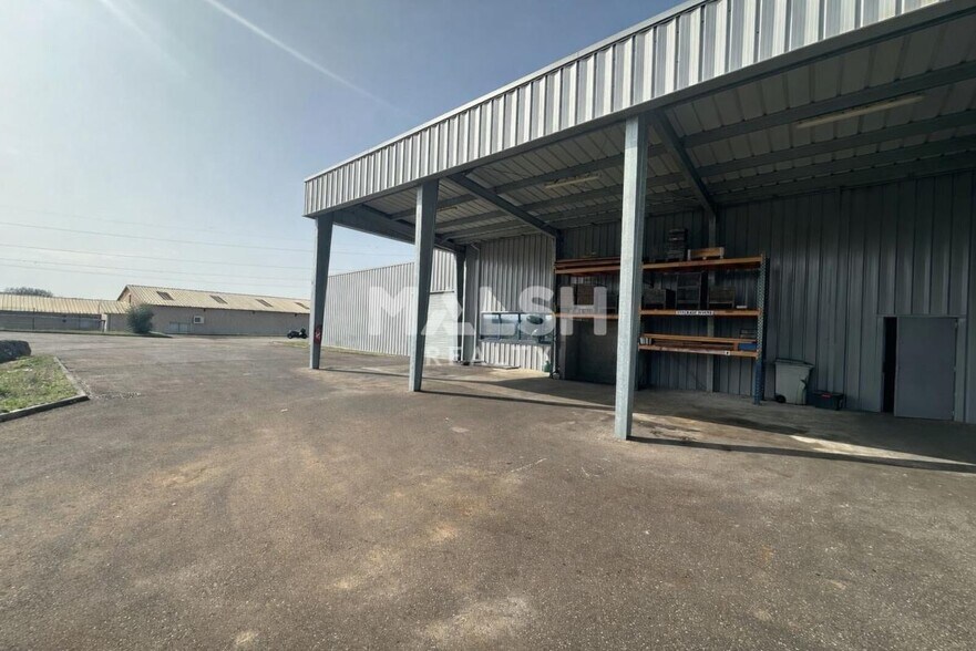 Light Industrial in Frontonas to rent - Building Photo - Image 3 of 12