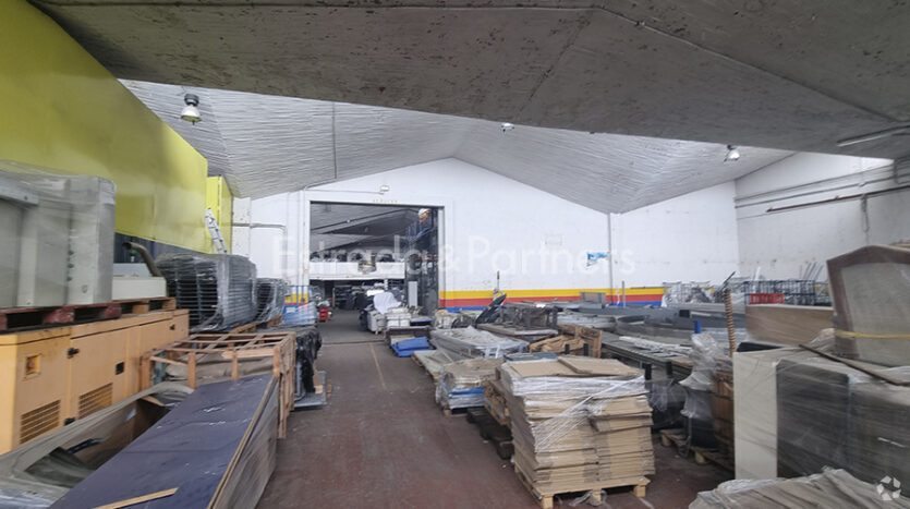 Industrial in Madrid, MAD for rent - Interior Photo - Image 1 of 4