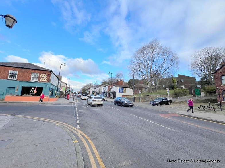 404-406 Bury New Rd, Manchester to rent - Building Photo - Image 2 of 11