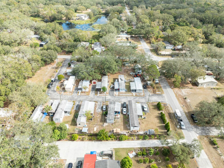 2 Park Tampa MSA Portfolio portfolio of 2 properties for sale on LoopNet.co.uk - Building Photo - Image 1 of 4