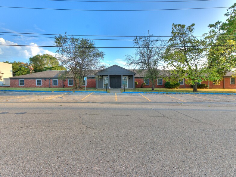 6310 E 13th St, Tulsa, OK for sale - Building Photo - Image 1 of 41