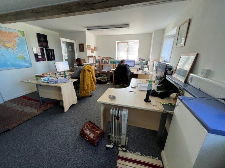 Stutton Rd, Manningtree to rent - Building Photo - Image 3 of 3