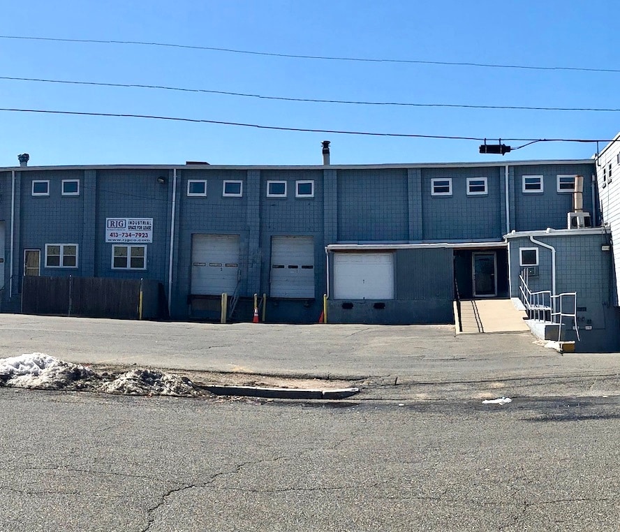 357 Cottage St, Springfield, MA to rent Building Photo- Image 1 of 8