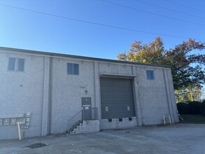 131 W Oxmoor Rd, Birmingham, AL for rent Building Photo- Image 1 of 7