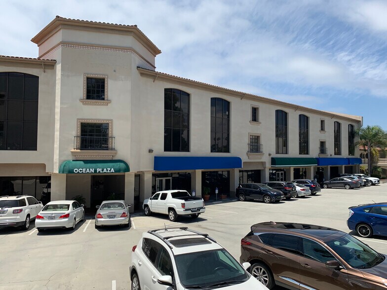 2615 Pacific Coast Hwy, Hermosa Beach, CA for rent - Building Photo - Image 1 of 4