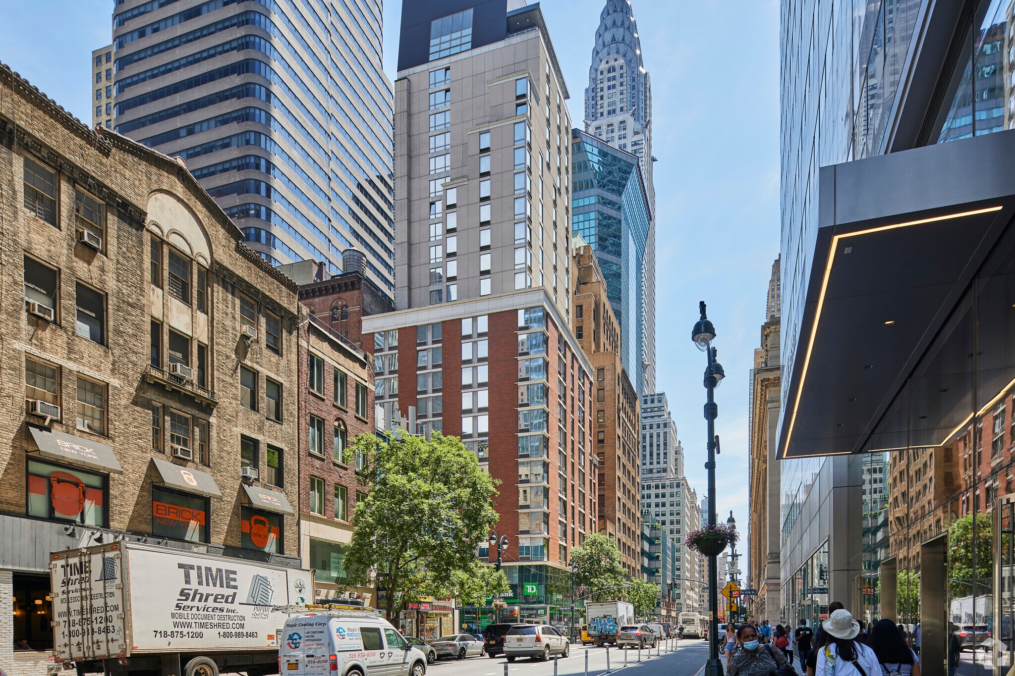 128 E 45th St, New York, NY to rent Building Photo- Image 1 of 7