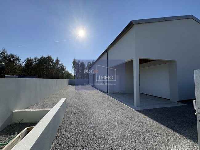 Location Local d'activités 95 m²