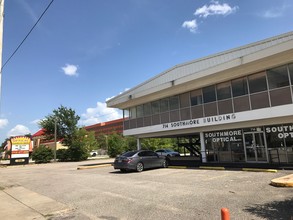 714 Southmore Ave, Pasadena, TX for sale Primary Photo- Image 1 of 1