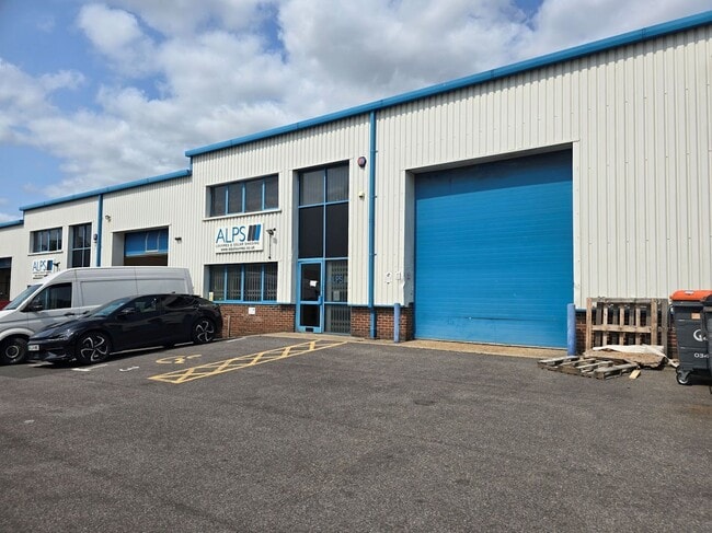 More details for 12 Downley Rd, Havant - Light Industrial to Rent