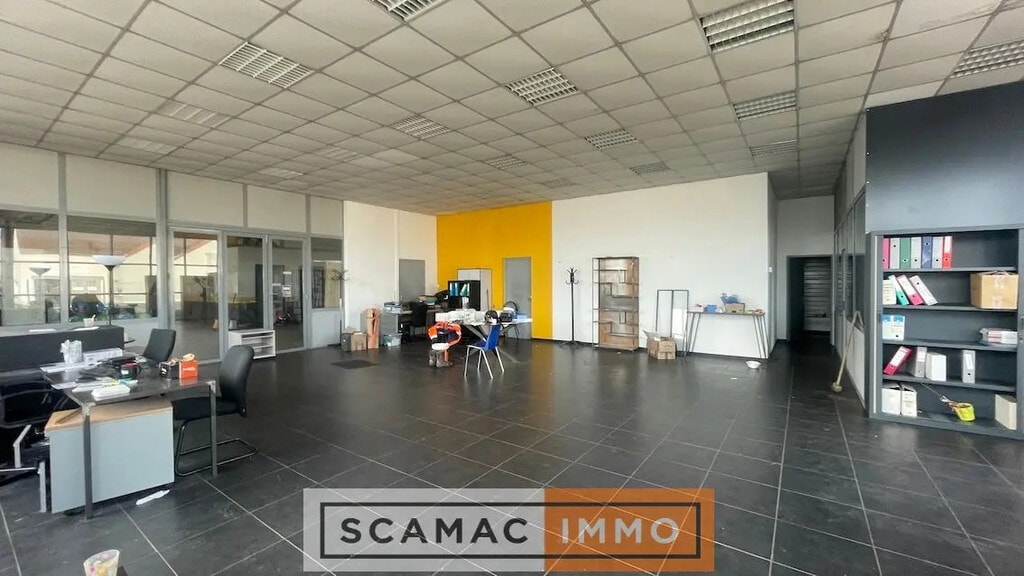 Vente Entrepôt 625 m² - Photo 1
