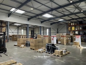 1609 Avenue Henri Schneider, Jonage to rent Interior Photo- Image 1 of 3