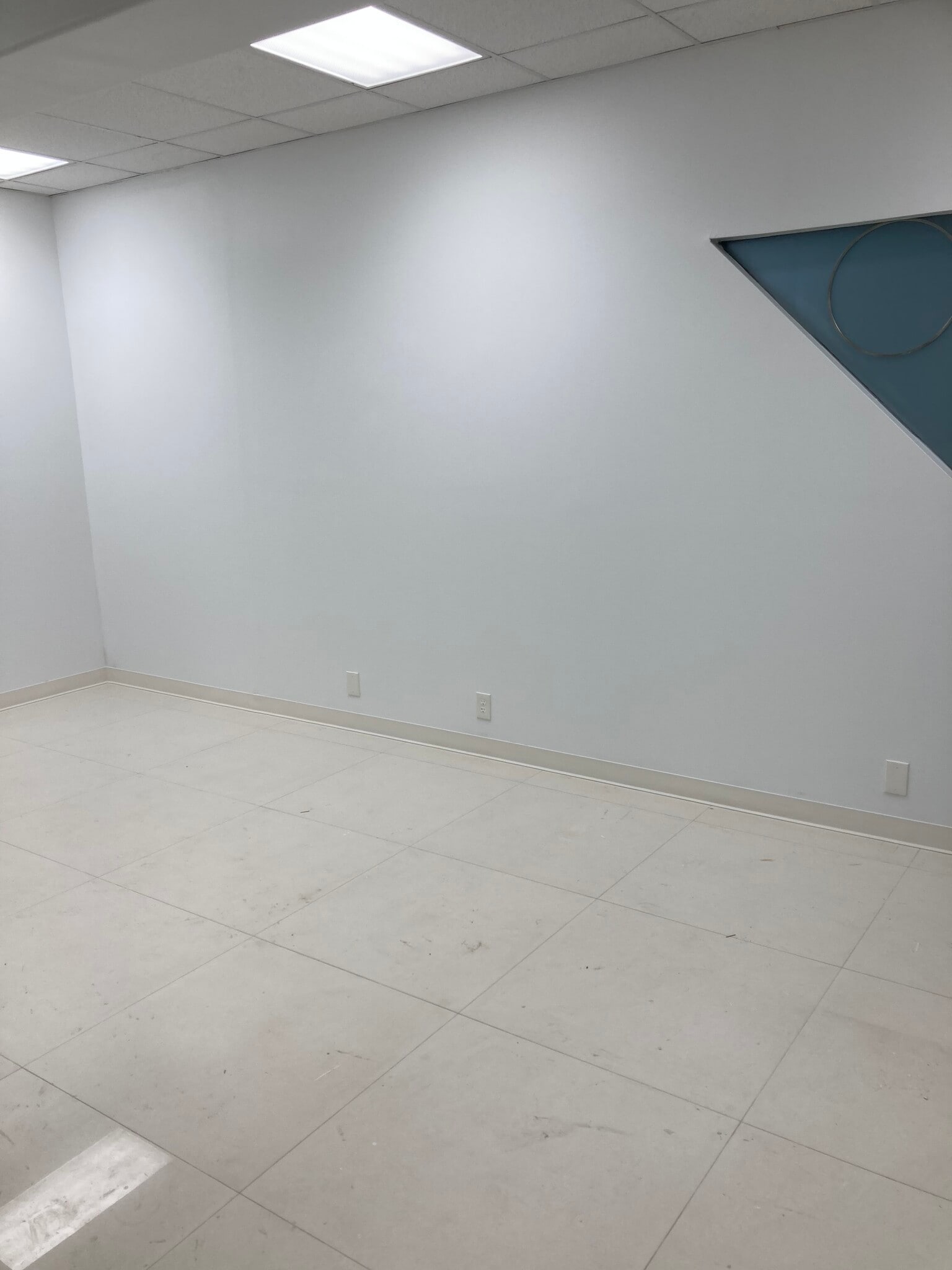 800-900 N Nimitz Hwy, Honolulu, HI to rent Building Photo- Image 1 of 5