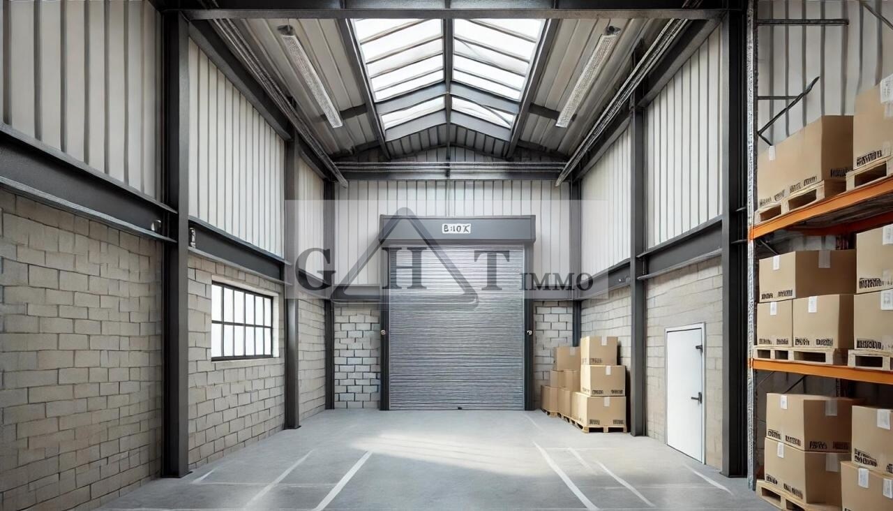 Industrial in Noisy-le-Grand to rent Interior Photo- Image 1 of 2