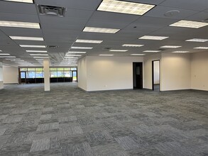 2026-2078 S Silverstone Way, Meridian, ID to rent Interior Photo- Image 2 of 21