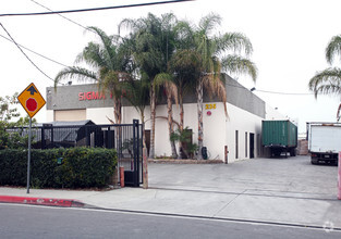 235 S 9th Ave, City Of Industry, CA for rent Primary Photo- Image 1 of 3