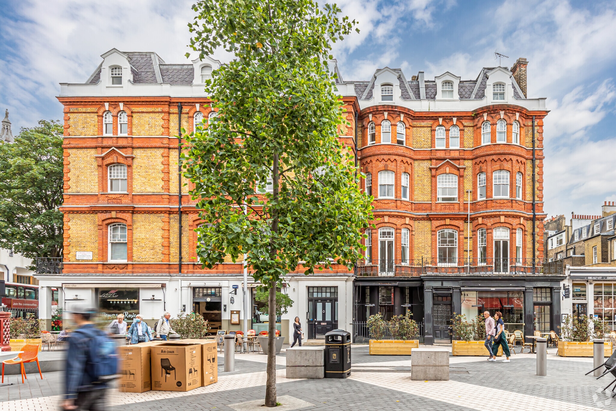 8 Exhibition Rd, London to rent Building Photo- Image 1 of 7