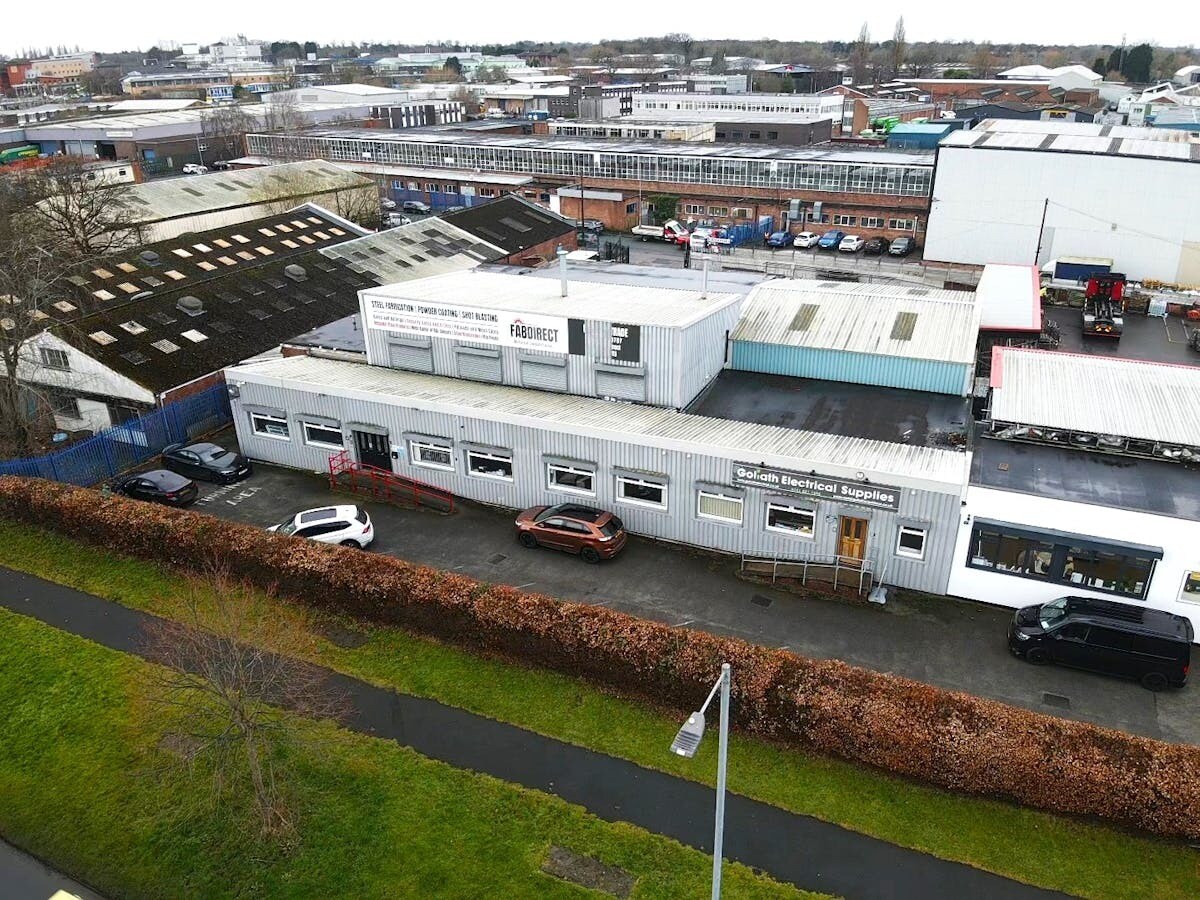 Southmoor Rd, Manchester to rent Building Photo- Image 1 of 8