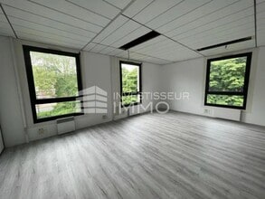 Office in Lognes to rent Interior Photo- Image 2 of 4