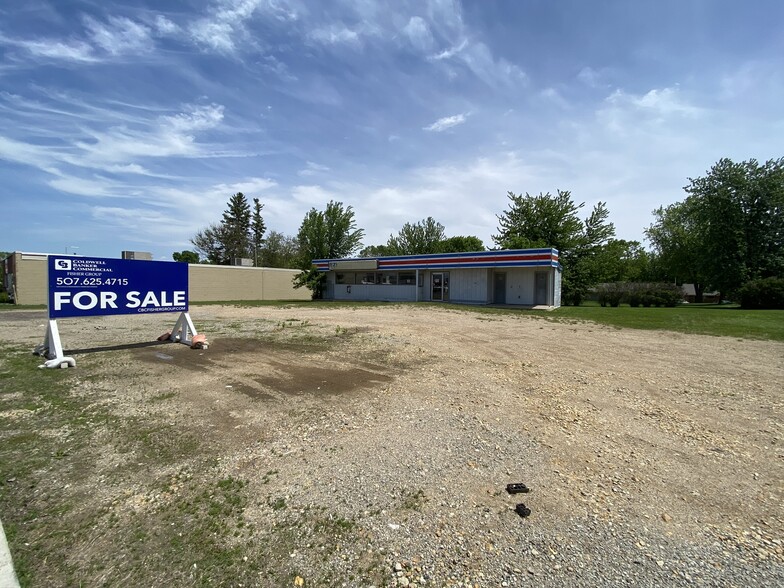 415 S State St, Fairmont, MN for sale - Building Photo - Image 1 of 1