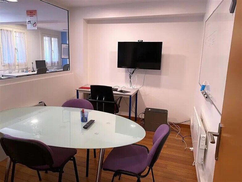 Office in Puteaux to rent - Interior Photo - Image 3 of 7