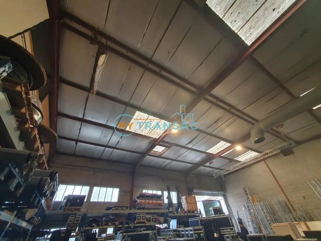 Light Industrial in Lagny-sur-Marne for sale Interior Photo- Image 1 of 8