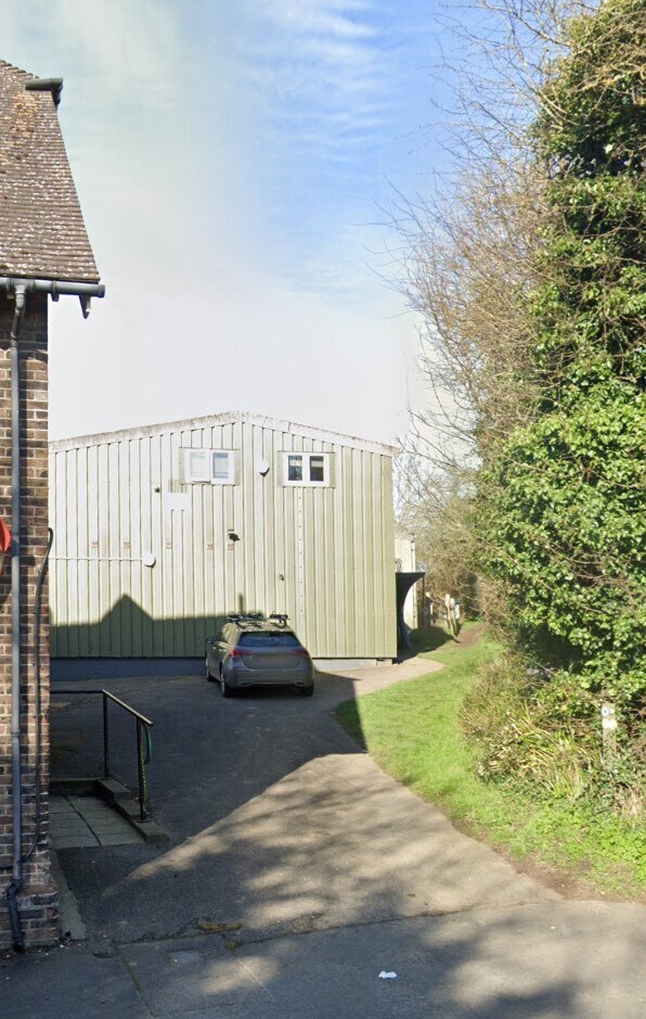 Visku 28, Polegate for sale Primary Photo- Image 1 of 1