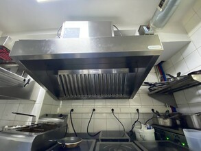 Retail in Barcelona, Barcelona to rent Interior Photo- Image 1 of 5