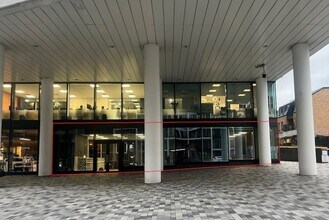 10 Sutton Court Rd, Sutton to rent Building Photo- Image 2 of 3