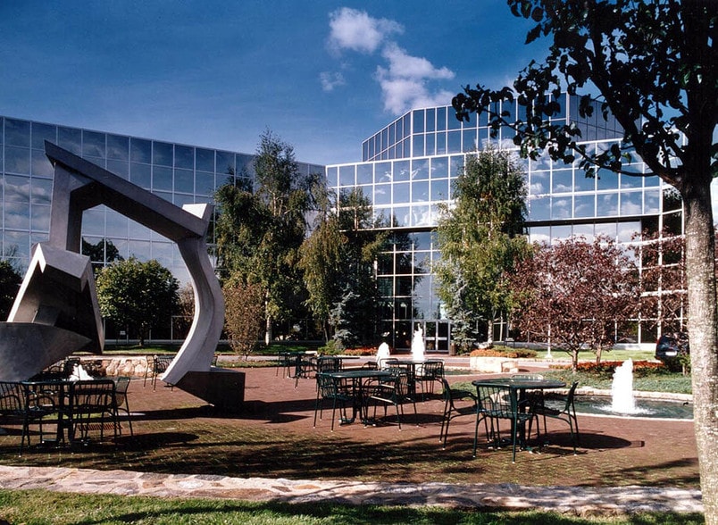 2500 Westchester Ave, Purchase, NY to rent - Building Photo - Image 2 of 18