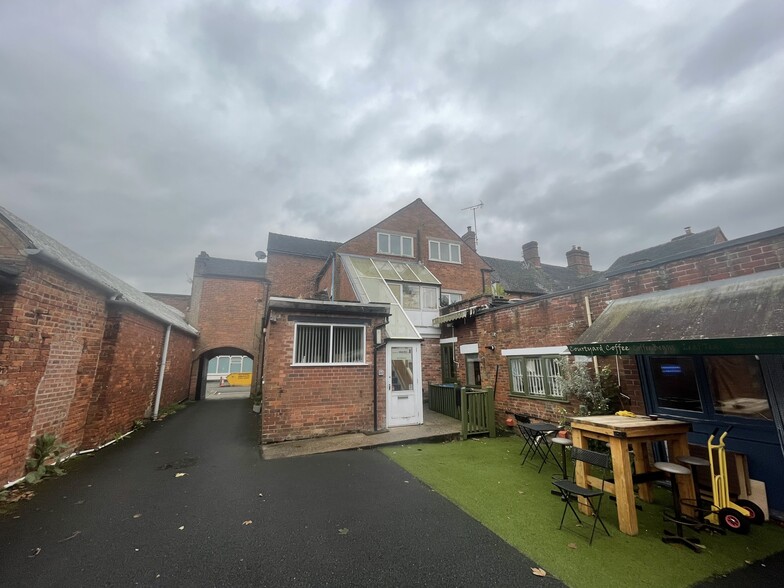 14a High St, Eccleshall to rent - Building Photo - Image 3 of 26