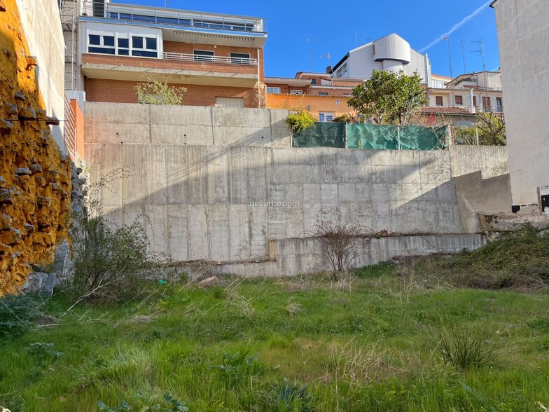 Calle Capitán Méndez Vigo, Ávila, Ávila for sale - Building Photo - Image 3 of 3