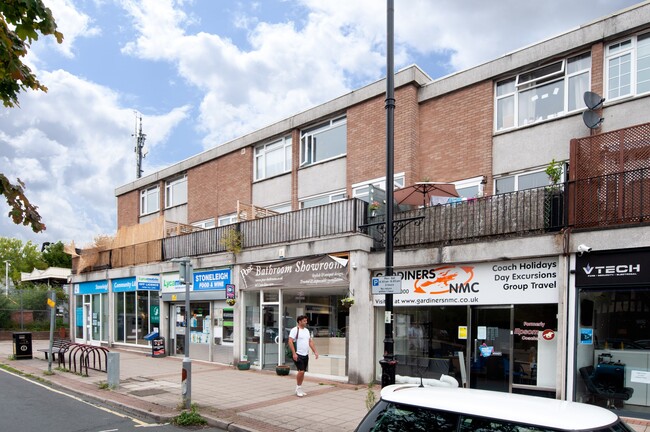 More details for 5-21 Stoneleigh Broadway, Epsom - Retail to Rent