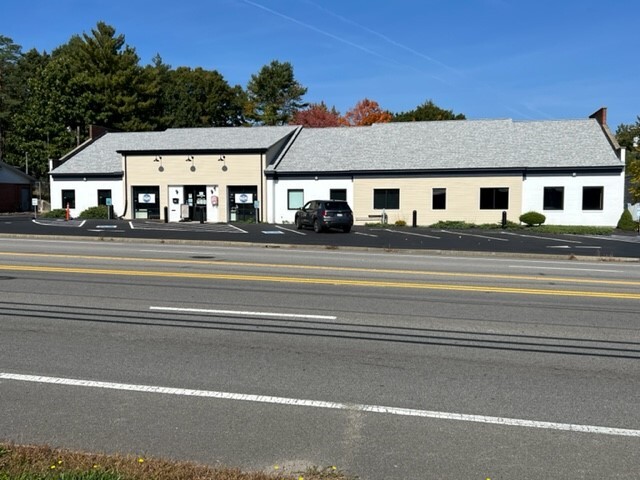 106 Route 44, Raynham, MA for rent - Building Photo - Image 1 of 1