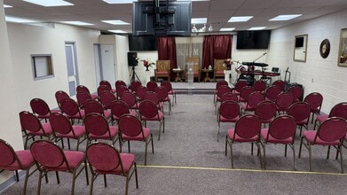 2921-2937 Gibbon Rd, Charlotte, NC to rent Interior Photo- Image 1 of 14