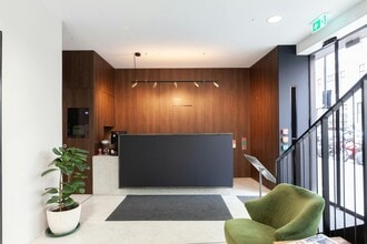 30 Market Pl, London to rent Interior Photo- Image 1 of 6