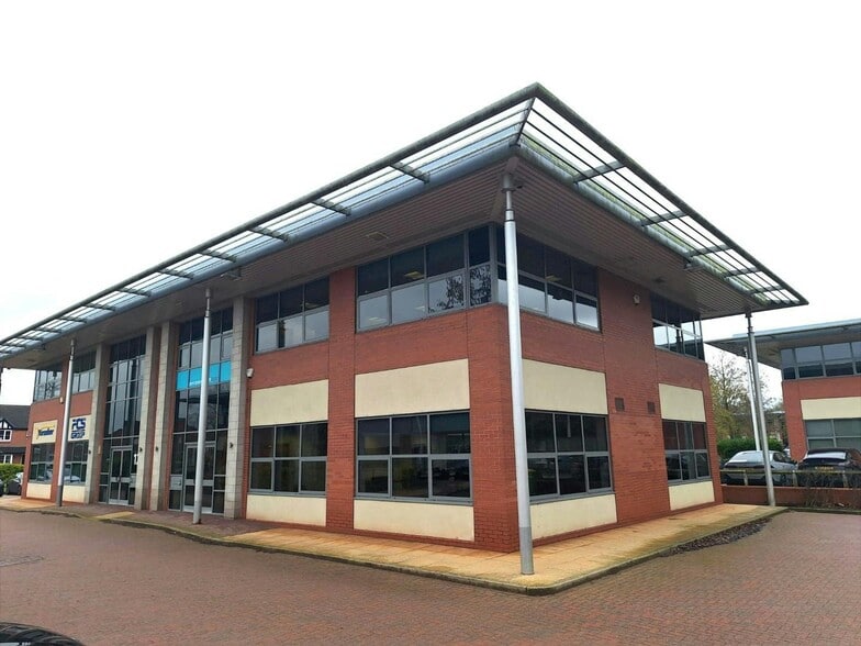 20 Cheshire Ave, Northwich to rent - Primary Photo - Image 1 of 5