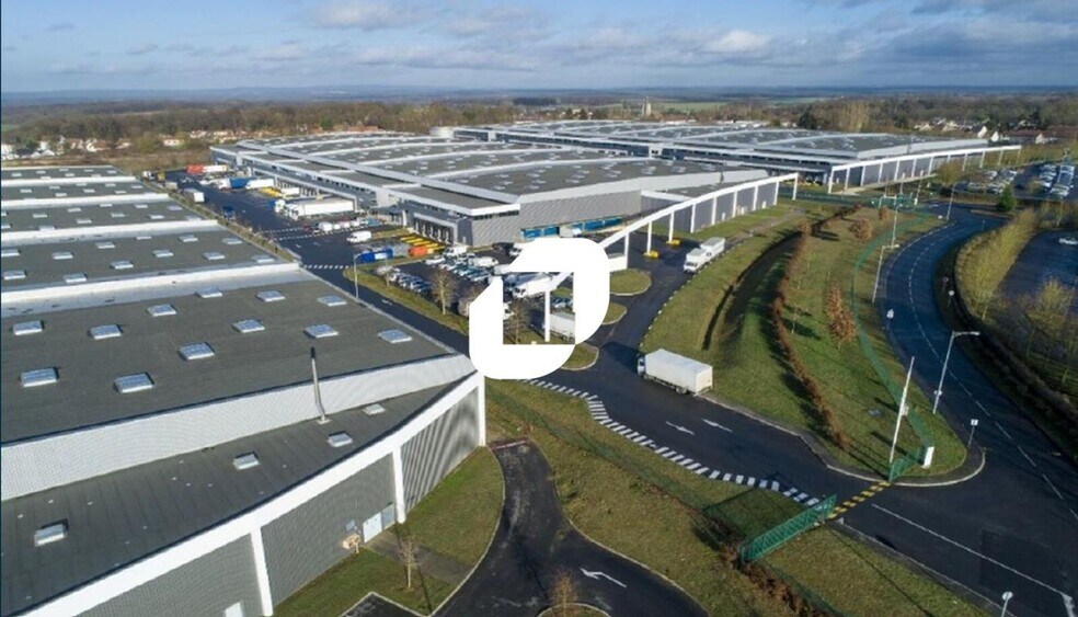 Light Industrial in Survilliers to rent - Aerial - Image 1 of 3