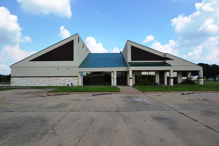 1229 Corporate Dr, Rosenberg, TX for sale - Building Photo - Image 1 of 14