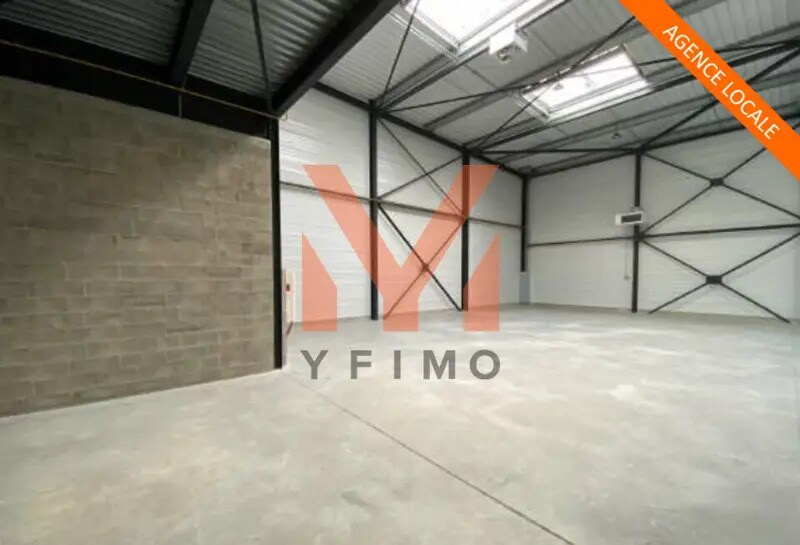 Light Industrial in Louvres to rent - Interior Photo - Image 3 of 7