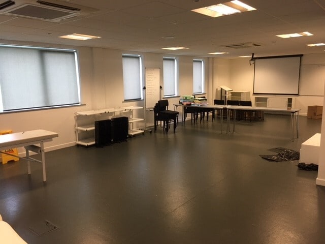 Monks Cross Dr, York to rent - Interior Photo - Image 3 of 5